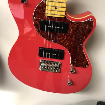 Sublime Guitars Tomcat -   Red image 2