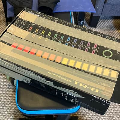 Roland AIRA TR-8 Rhythm Performer Drum Machine 2014 - Present - Black image 6
