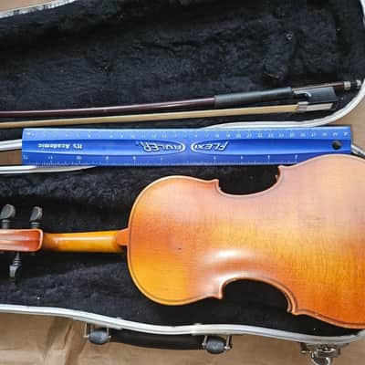 Suzuki 220 size 1/10 violin, Japan 1979 with case & bow, Very Good Cond image 9