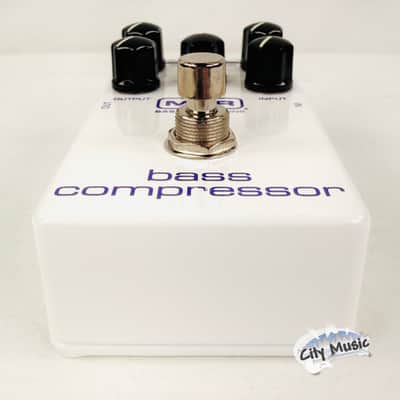 Used MXR M87 Bass Compressor Bass Guitar Effects Pedal image 3
