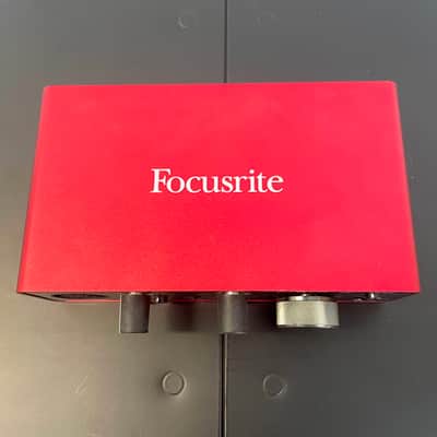 Focusrite Scarlett Solo 3rd Gen USB Audio Interface 2019 - Present - Red / Black image 2