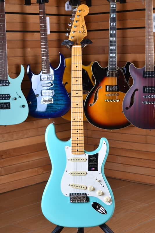 Fender American Vintage II 1957 Stratocaster Sea Foam Green - Mint