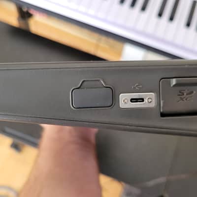 Zoom R20 Multitrack Recorder 2021 - Present - Black image 2