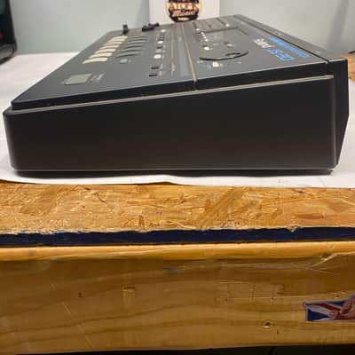 Roland JS-30 Sampling Workstation Sampler with Box image 4