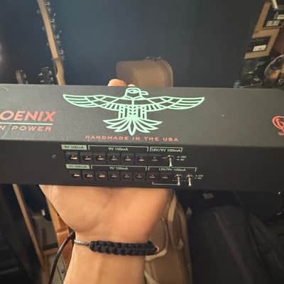 Walrus Audio Phoenix 120V Clean Power Supply 2015 - Present - Cobalt / Light Blue Bird image 1
