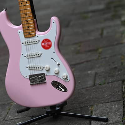 Squier Classic Vibe™ '50s Stratocaster® HT - Shell Pink image 3