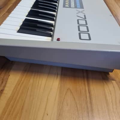 Akai X7000 Sampling Keyboard (GOTEK) 1980s - Silver image 9