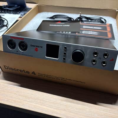 Antelope Audio Discrete 4 Synergy Core Thunderbolt / USB Audio Interface with Onboard DSP 2019 - Present - Silver image 3