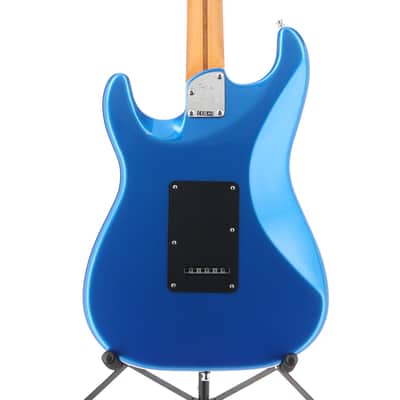 Fender American Ultra II Stratocaster, Ebony Fingerboard,  Noble Blue (S1)(22861) (22861) image 2