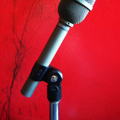 Vintage 1980's Electro-Voice PL11 / RE11 Supercardioid Dynamic Microphone green Low Z w mic clip & case RE10 RE15 image 13