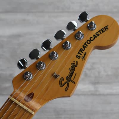 1986 Squier (by Fender Japan) SST-30 Vintage Stratocaster (Black) image 2