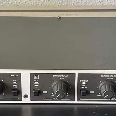 Behringer Denoiser SNR2000 2-Channel Audio Interactive Noise Reduction System image 1