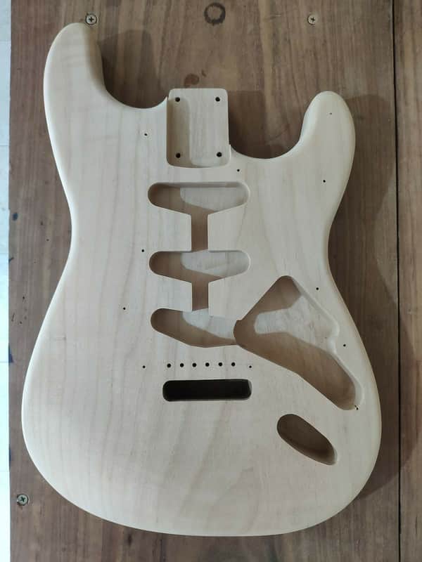 Stratocaster Style Body 1-piece alder image 1