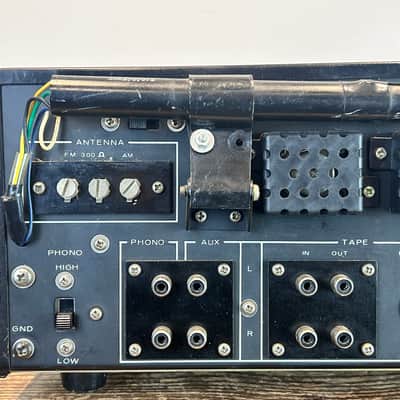 Hitachi HR-600 Silverface Vintage Hi-Fi Receiver (1971) image 7