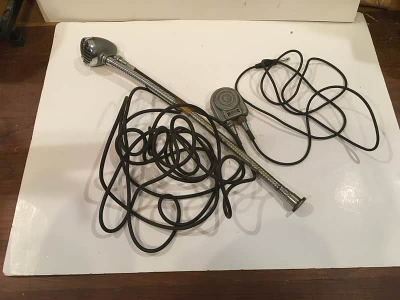 Astatic JT-30 | Reverb