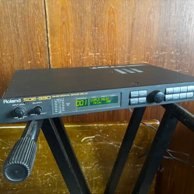 Roland SDE-330 SDE 330 Dimensional Space Delay New internal battery