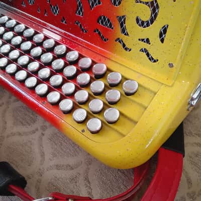 FISART MUSSETINA 4 ROW 4 REG 3 VOICE 96 BASS FRENCH COMPACT ACCORDION + MIDI D# image 3