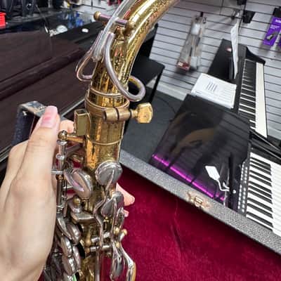 Bundy Alto Saxophone H&A Selmer & Co / 420484 image 10