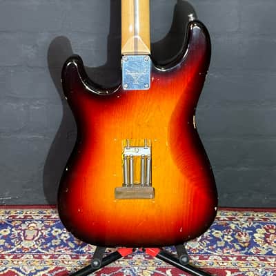 + New Video Fender Custom Shop Stratocaster Ex Bush Nigel Pulsford 3 Tone Sunburst Guitar + Case image 21