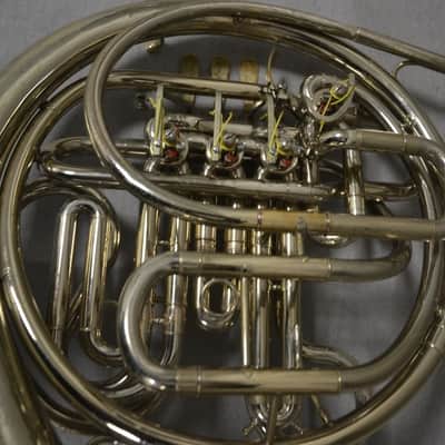 Trompa Sib/Fa Holton H379 en buen estado. image 7