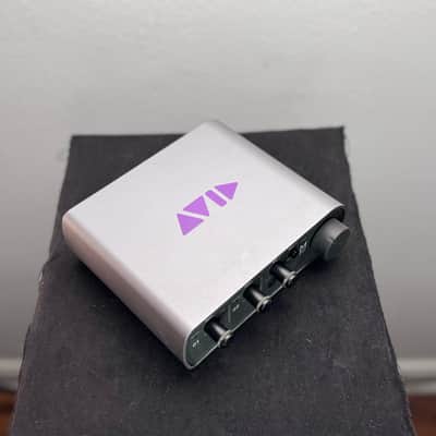 Avid MBox 3 Mini USB Audio Interface 2010s - Silver / Black image 4