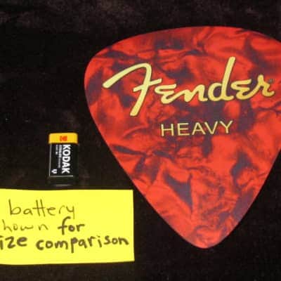 new in packaging Fender Marbled Red "Fender Heavy Pick" Mouse Pad, Part # 910-0570-107 (9100570107) image 2