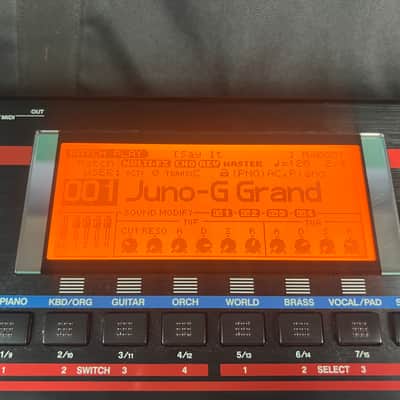 Roland Juno G 61-Key 128-Voice Expandable Synthesizer 2006 - 2007 - Black with bag image 3