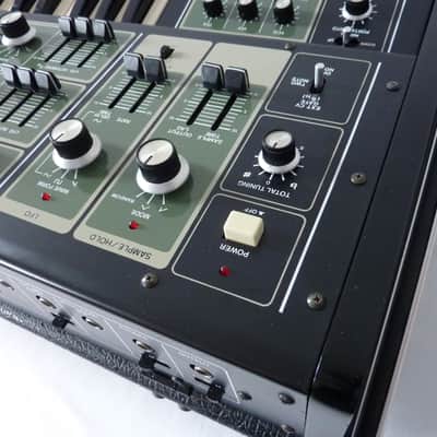 Roland SH7 - Fully Serviced image 18