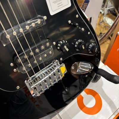 Fender Standard Stratocaster HSS 2025 - Present - Black image 4