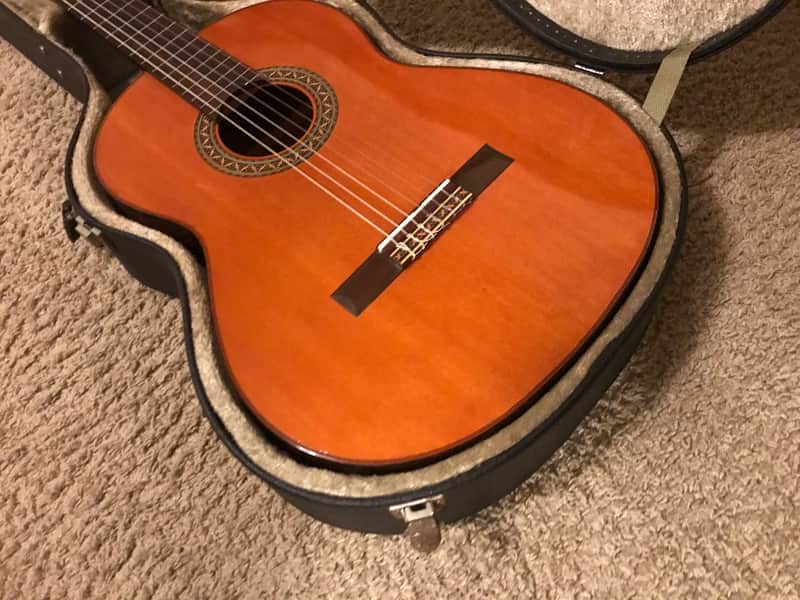 Yamaha G-180 vintage Classical Guitar made in Japan 1970s