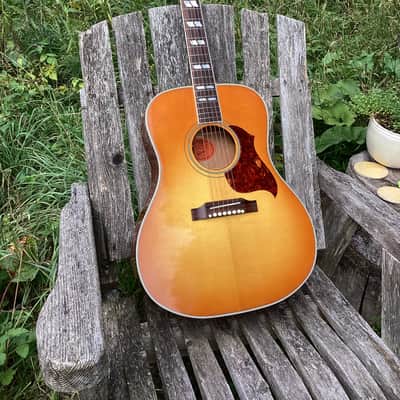 Gibson Hummingbird Artist 2008 Like New w/Upgrades image 2