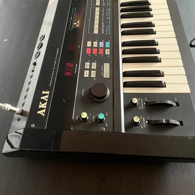 Akai AX80 image 1