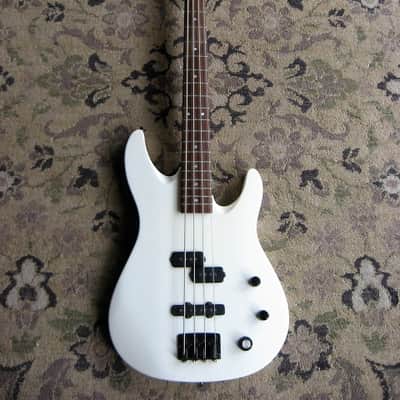 Peavey B-Ninety B90 1991 Pearl White image 2