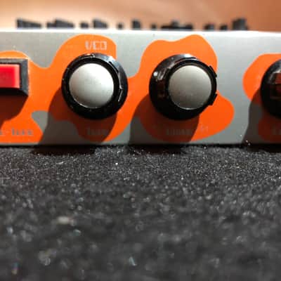 MAM FreeBass FB383 (90s TB303 clone) analog rack bass synth with power supply image 4