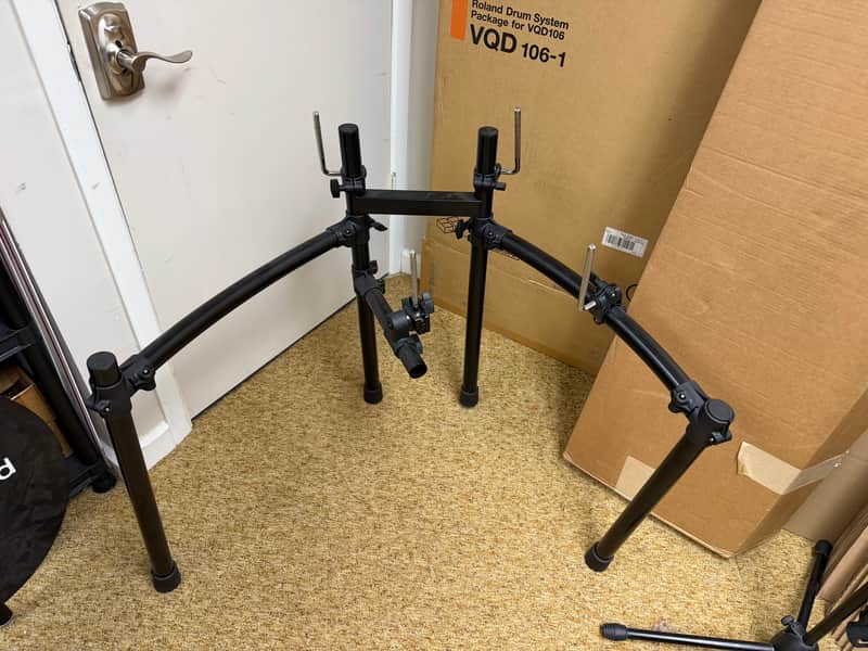 Roland MDS-C V-Drum Rack w/4 L-Rods And Clamps - 082726 image 1