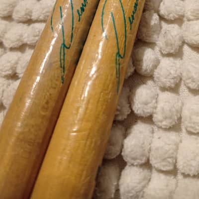Regal Tip Very Rare and Collectable Dennis Chambers signature drum sticks 1989-1994 - Classic hickory image 4