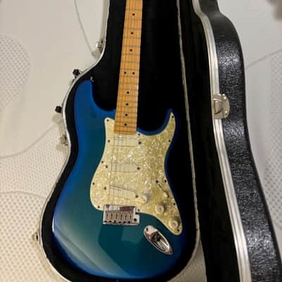 Fender Strat Plus Deluxe Electric Guitar | Reverb