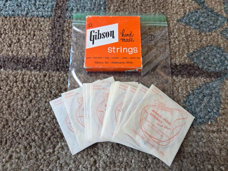 Vintage 1960's Gibson String Box w/ Packets! Original Case Candy! image 1