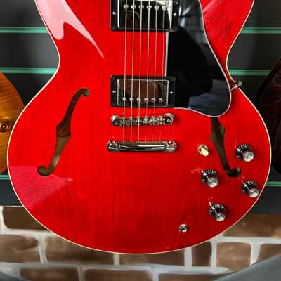 Gibson ES-335 Dot Cherry 2025 Semi-Hollow Electric Guitar image 4