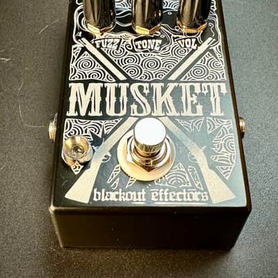 Blackout Effectors Musket Fuzz 2010s - Carbon image 2