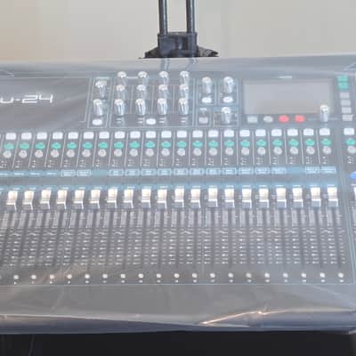 Allen & Heath QU-24 24-Channel Digital Mixer 2014 - Present - Black image 13