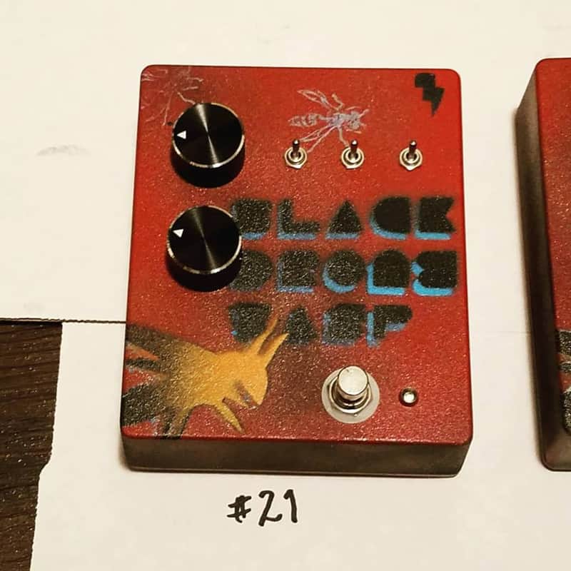 Jext Telez Black Drone Wasp Series Two Hand Painted by Johnny LZR 2018 Fuzz Pedal Bild 1