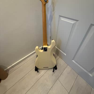 Fender American Standard Precision Bass with Rosewood Fretboard 2008 - 2016 - Olympic White image 5