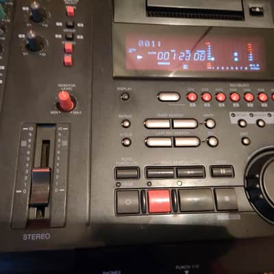 Yamaha MD8 Multitrack Minidisc Recorder & mixer image 12