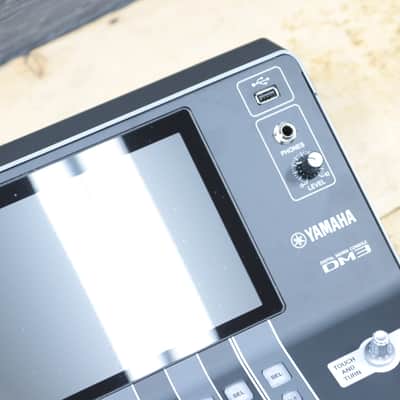 Yamaha DM3 Standard 16 Mono Input Mixing Channels Digital Mixing Console w/Box image 10