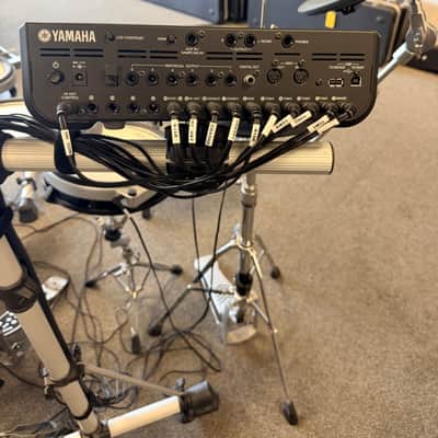 Yamaha DTX900 Electronic Drum Kit w/ Rack, Pads, Cymbals & Pedals 2010's image 3