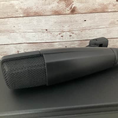 Used Sennheiser MD 421 II Cardioid Dynamic Microphone image 4
