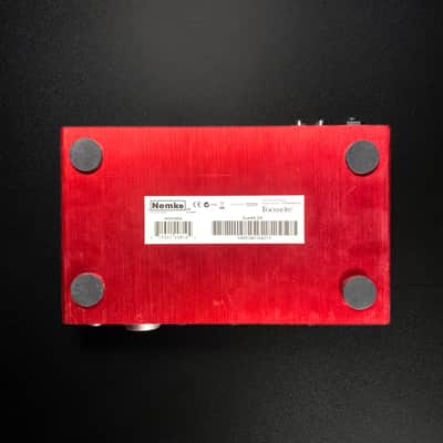 Focusrite Scarlett 2i4 - Red image 4