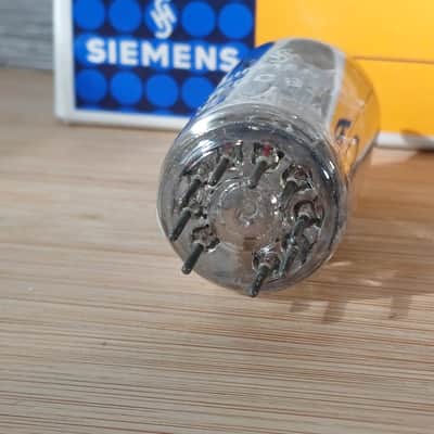 Very rare 1965 NOS NIB Siemens 12AX7 ecc83 super strong great tone !!! Best Philips Mullard substitute !. image 14