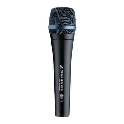 Sennheiser e 935 Wired Professional Cardioid Dynamic Handheld Vocal Microphone with Clip